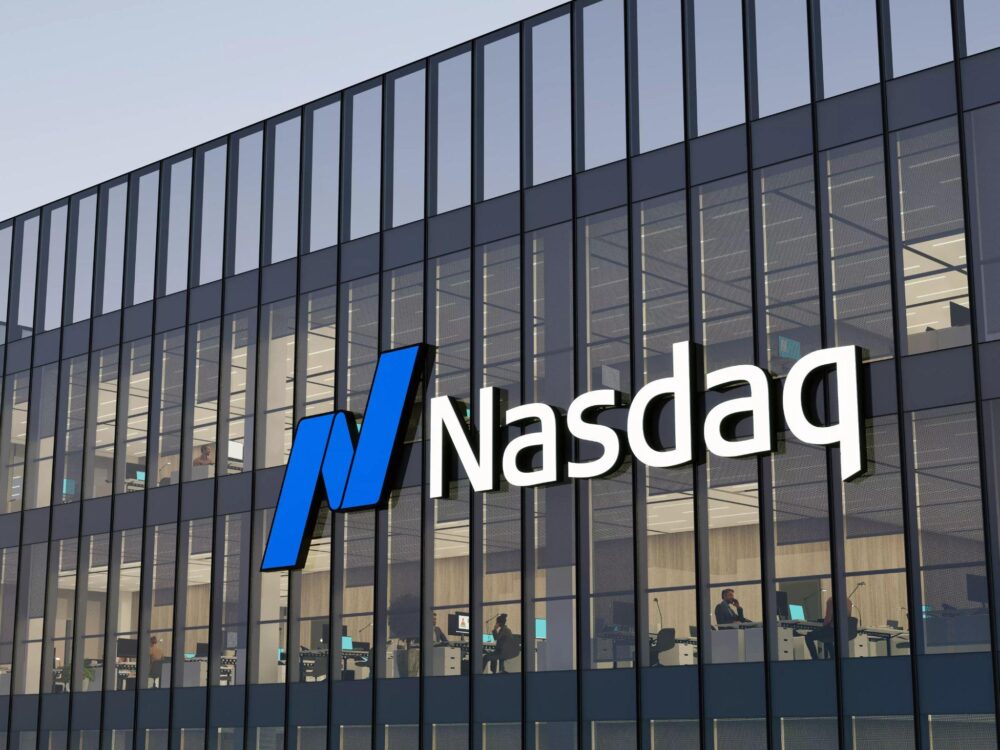 SEC Weighs Plan to Let Tokenized Stocks Trade on Crypto Exchanges