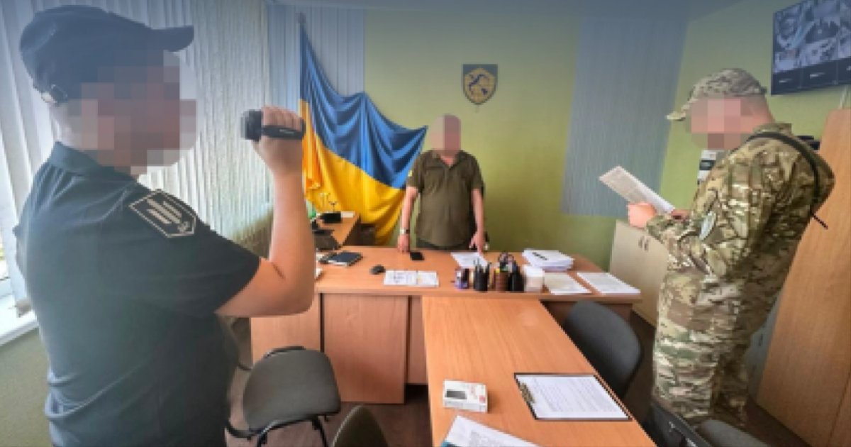 61 обыск и 15 подозрений: в ГБР обнародовали промежуточные результаты операции "Чесний призов"