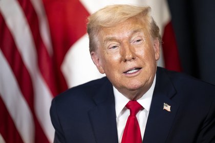 D. Trumpas pagrasino įvesti muitus naftą Kubai pardavinėjančioms šalims