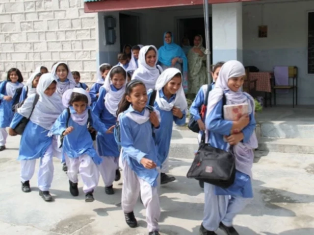 Sindh announces six-day school week from August 1