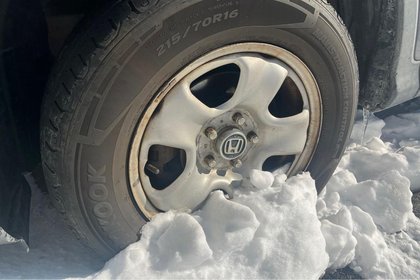 Deadly cold: Struggling woman dies in freezing car