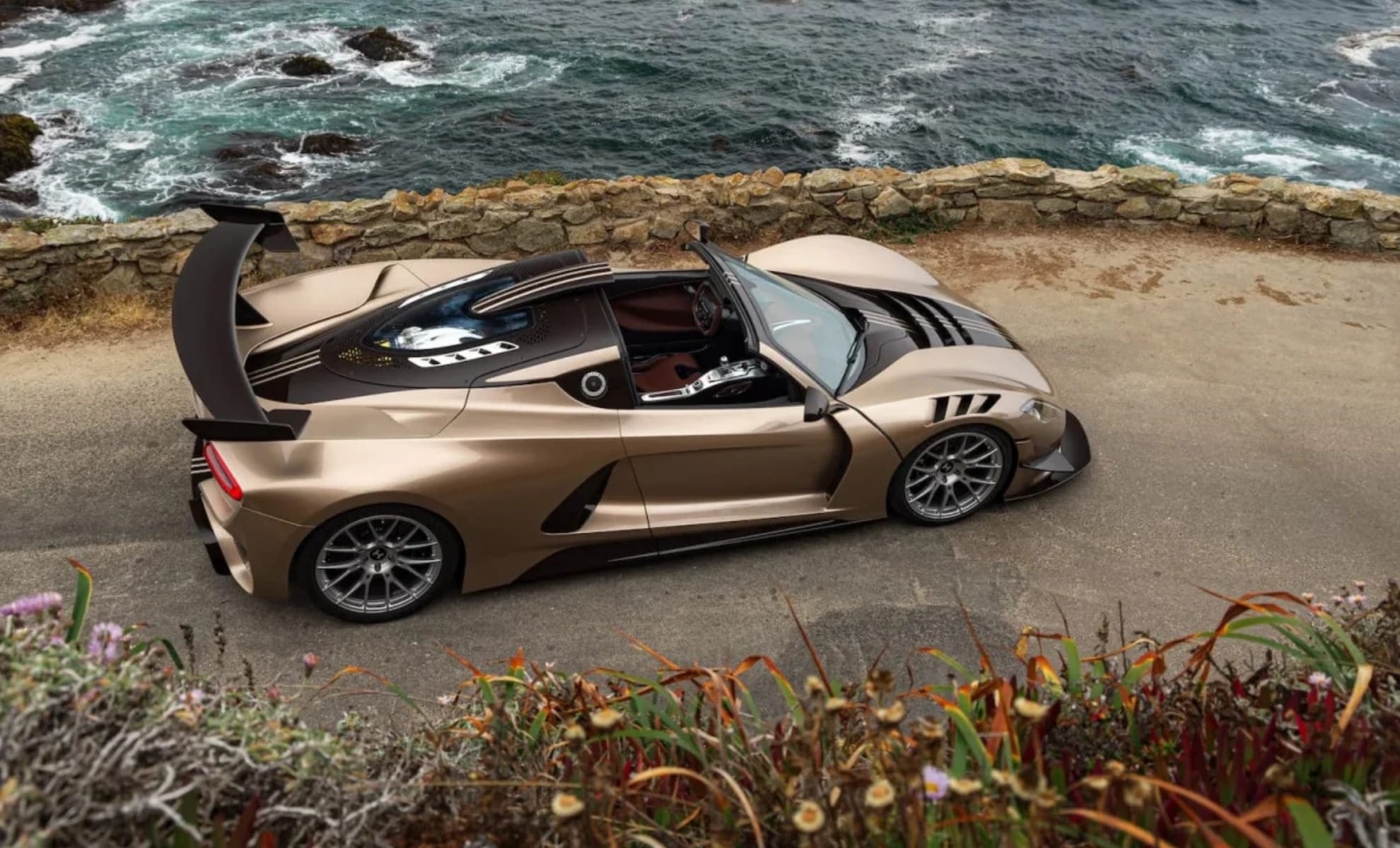 Hennessey’s Latest Innovation – A 2,031 HP Hypercar with a Six-Speed Manual Transmission You’ve Never Seen Before