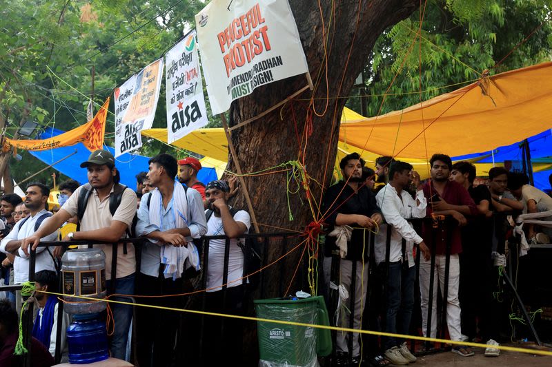 India's Modi under pressure as youth protest leaders set for more talks