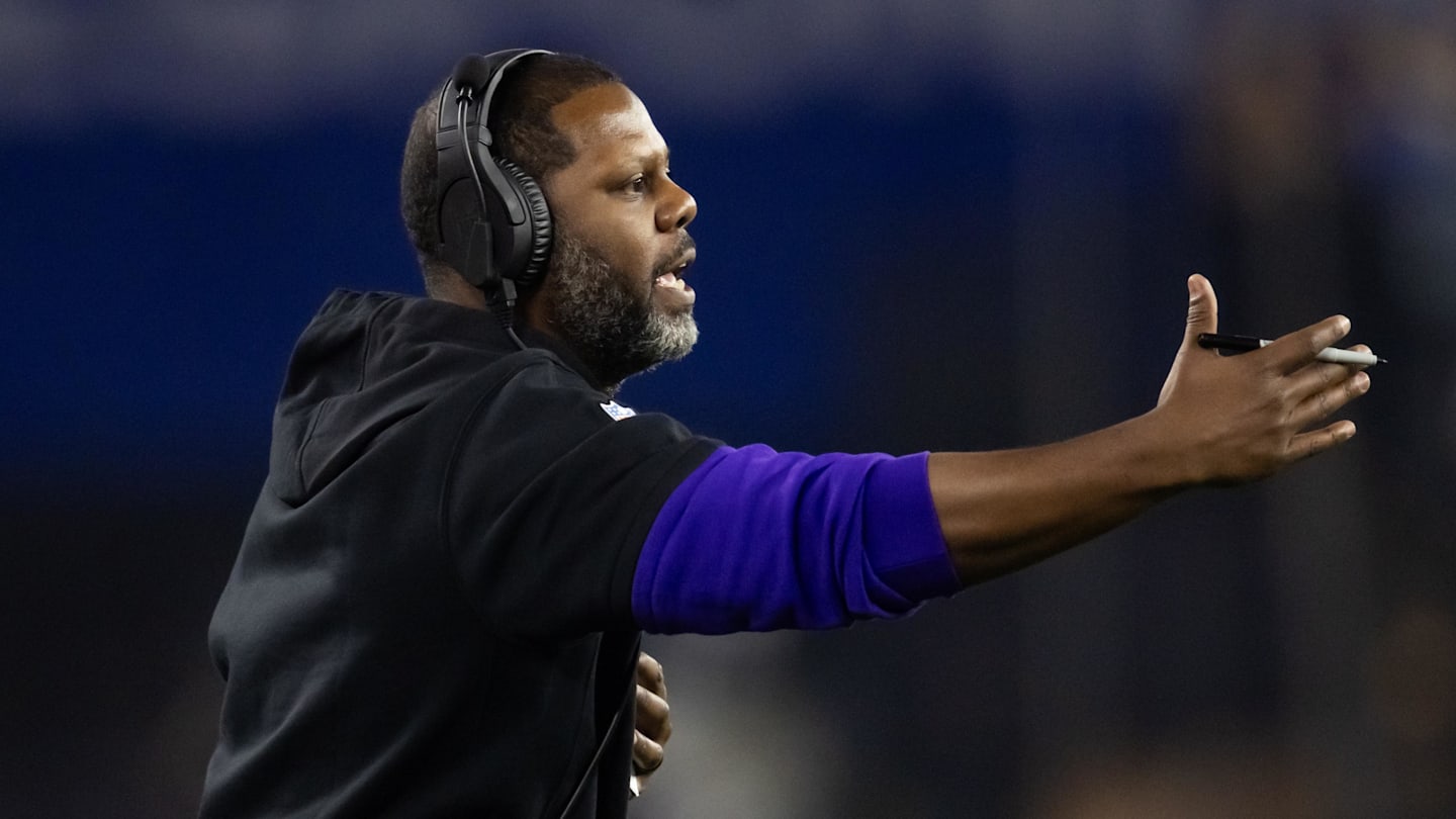 Aggressive Daronte Jones hire sets a new tone for the Commanders' defense