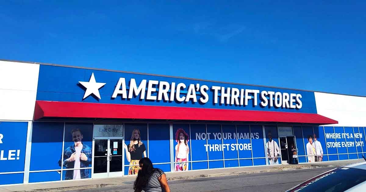 This Massive Thrift Store In Tennessee Has Countless Designer Finds For Less Than $20