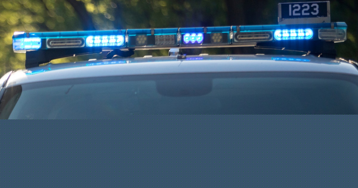 Homer Glen shelter-in-place order issued due to barricaded subject