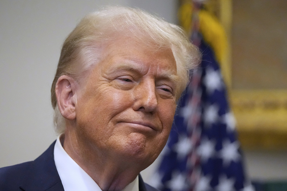 Trump threatens to fire Democrats if there's a shutdown