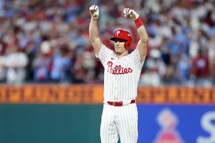 Poll: Should the Rangers sign J.T. Realmuto?