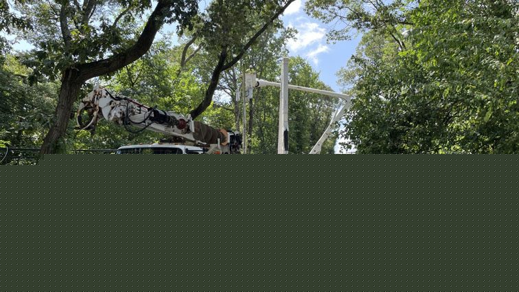 Severe storm leaves more than 30,000 customers without power