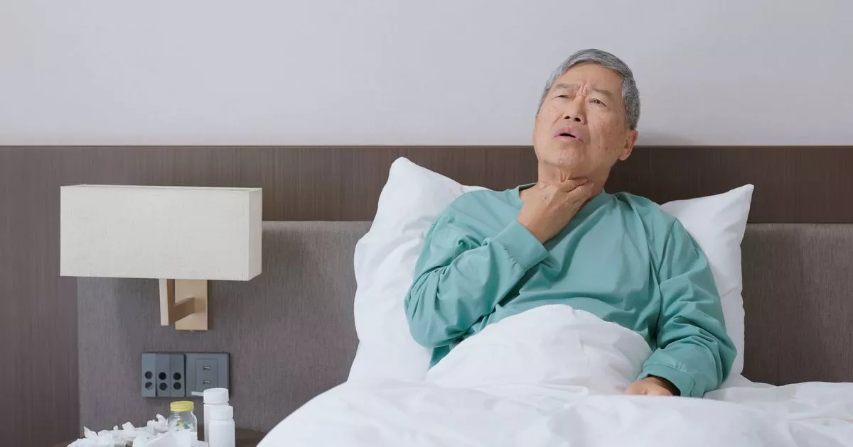 New Covid strains causing 'razor blade' throat but there's one way not to treat it