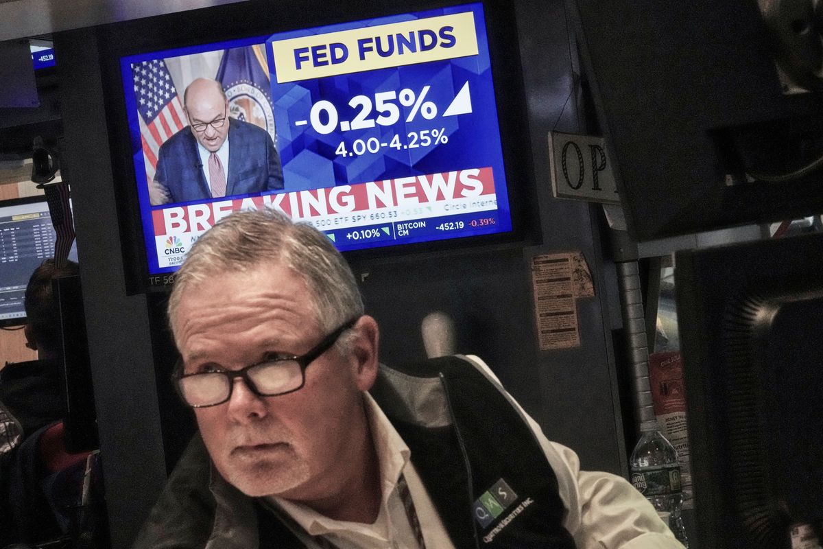 DC’s shutdown hasn't stopped the stock market. Here’s what may