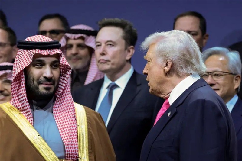 Financial Times: From ‘Unconditional Surrender’ to Strategic Strait: The Narrowing Prospects of Trump’s Conflict with Iran