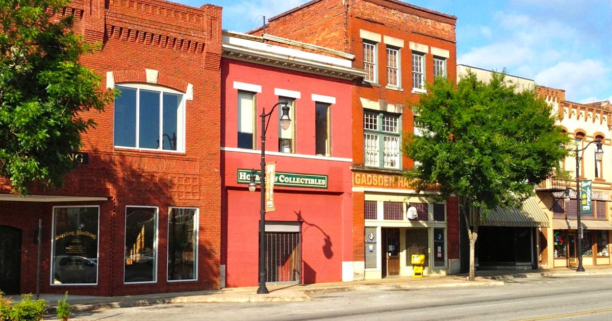 This Charming Town In Alabama Is Where You Can Live Comfortably Without Breaking The Bank