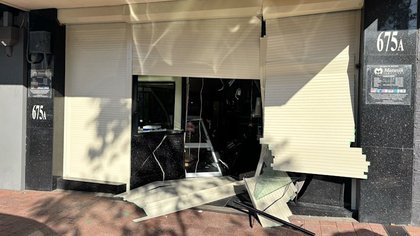 WA news LIVE: Two charged over ram-raid on Mount Lawley jewellery store