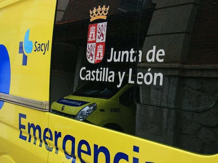 Heridas dos mujeres en Losana de Pirón al ser atropelladas por un turismo sin el freno de mano activado