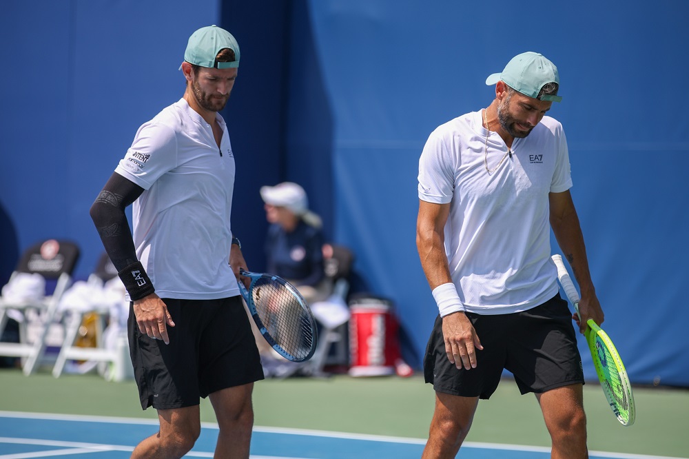 LIVE Bolelli/Vavassori-Peers/Zielinski, ATP Shanghai 2025 in DIRETTA: iniziato il torneo degli azzurri
