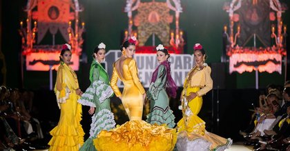 El desfile de We Love Flamenco en Una Pará en Gines, todas las fotos