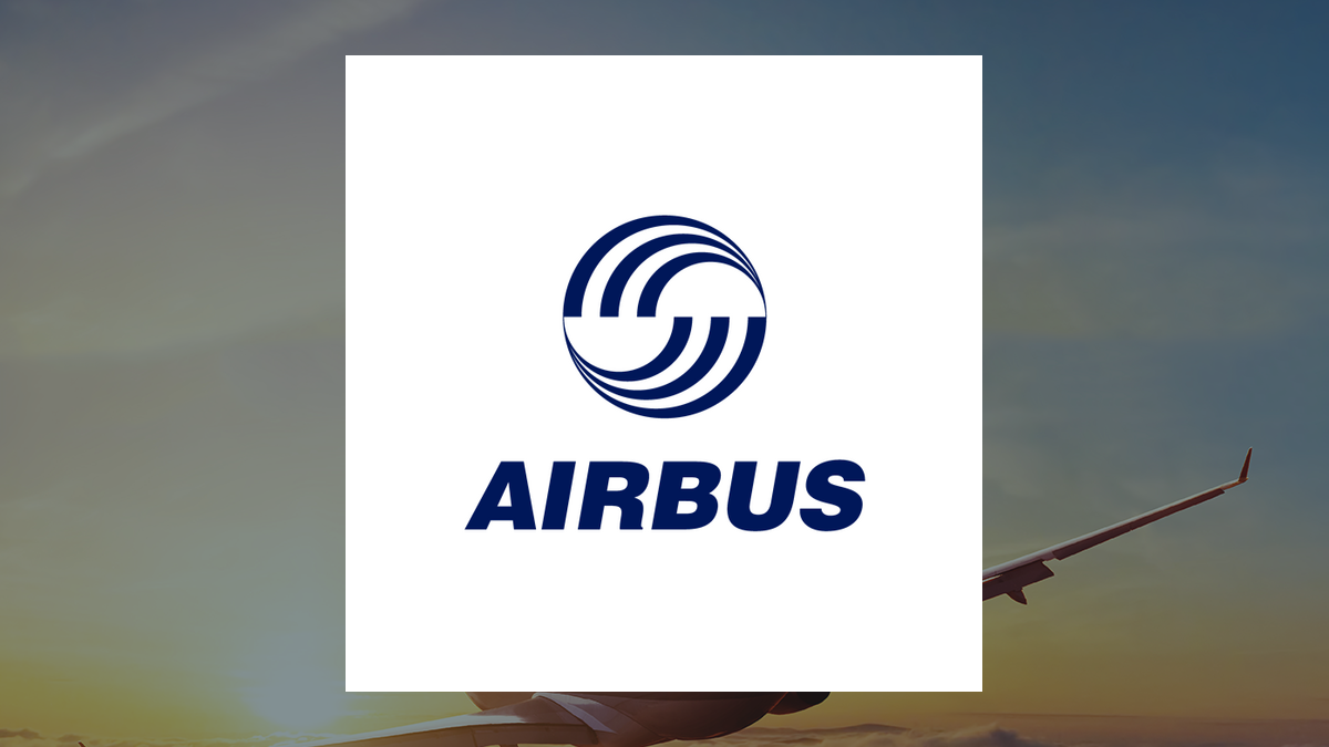 Airbus (EPA:AIR) Stock Price Passes Above 50 Day Moving Average   – Here’s Why