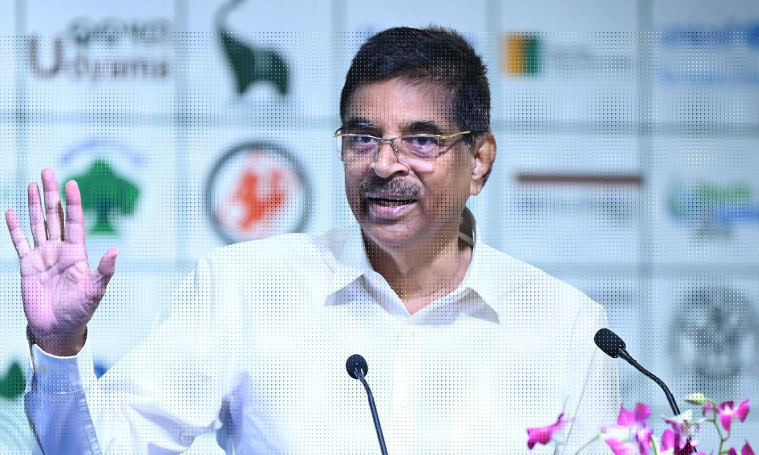 Guv urges youth to build climate-resilient future