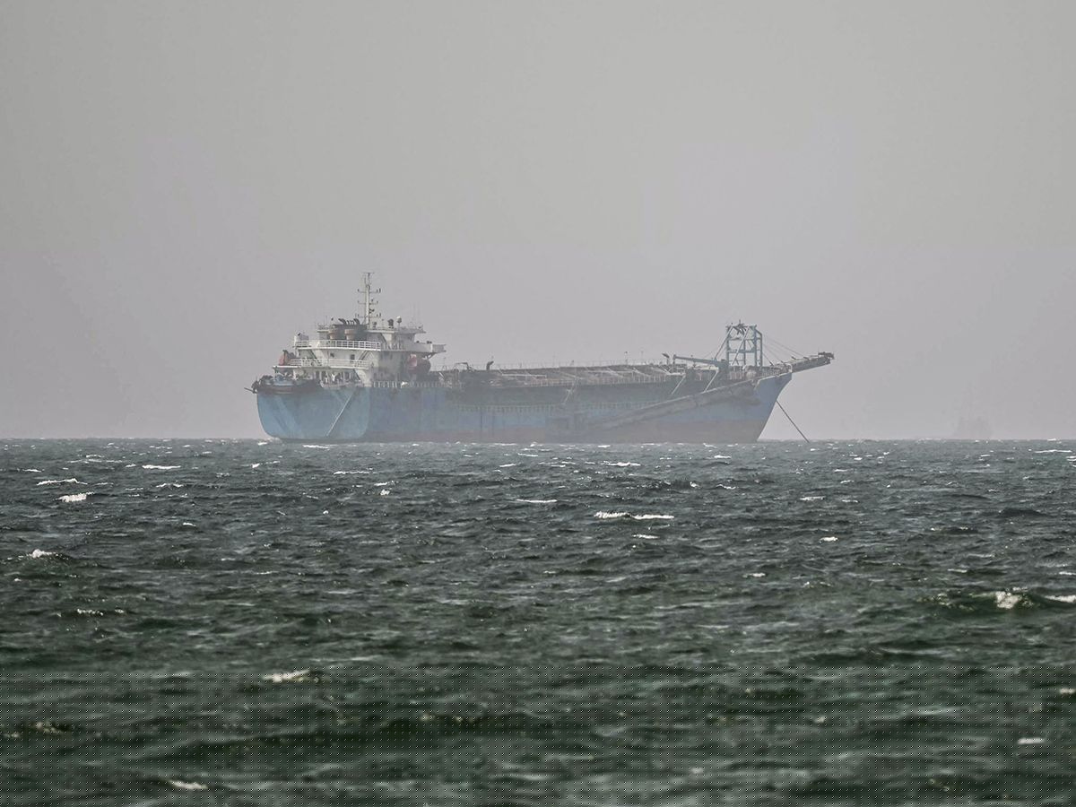 ‘A chance’ for Hormuz deal ‘today or tomorrow,’ U.S. official says, as Indian ship sinks in Red Sea