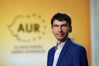 Victor Cațavei: „Un an de la lansarea planului de austeritate de către guvernul condus de Ilie Bolojan .Un an de incertitudini și de probleme economice și sociale pentru România”