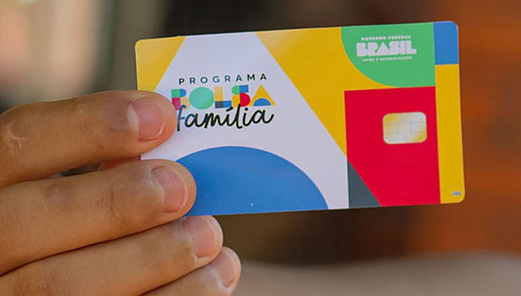 Caixa inicia pagamento do Bolsa Família de janeiro para NIS final 9