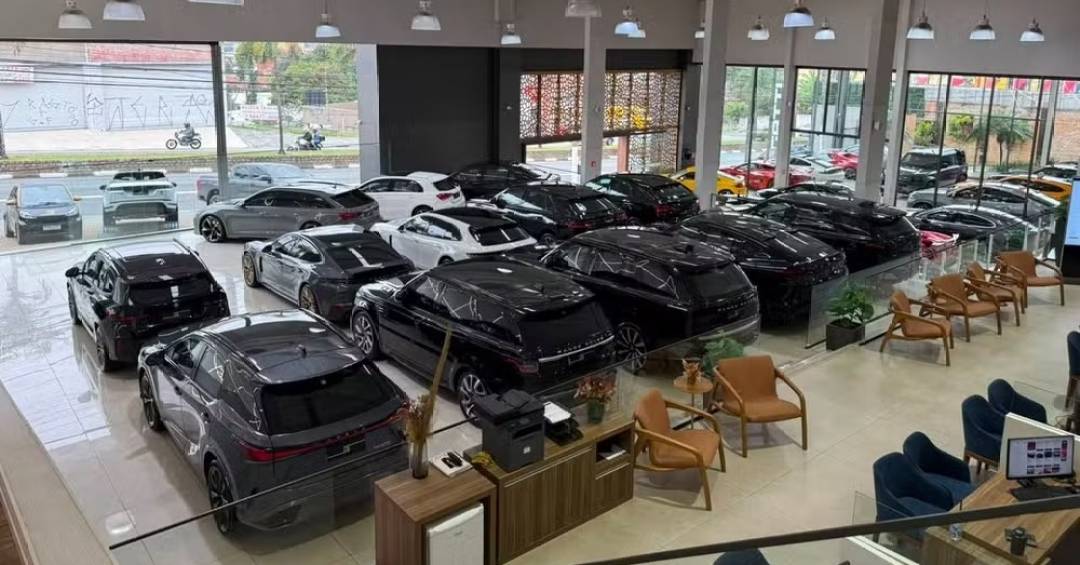 PF conclui que concessionária de carros de luxo lavava dinheiro para PCC e Comando Vermelho