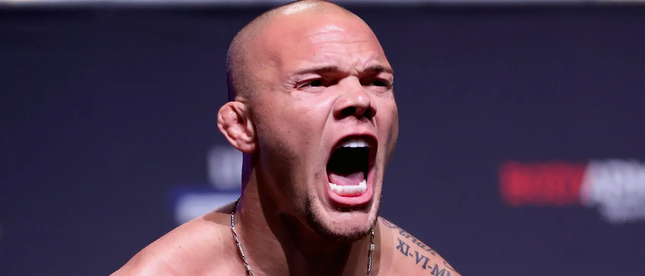 Former UFC Star Anthony Smith Accused Of Trying To Run Wife Over With Car