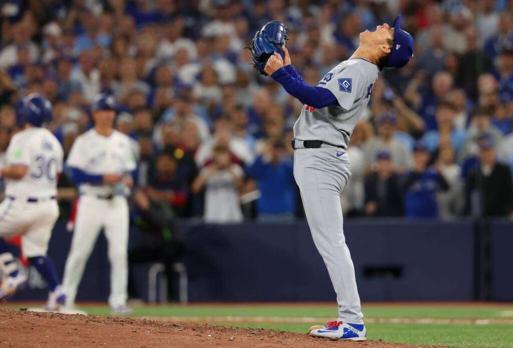 Yoshinobu Yamamoto: seventh best pitcher in MLB (despite his postseason performance)