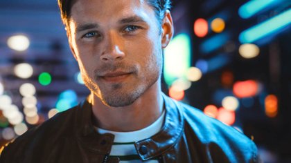 You Can Usually Tell If A Man Really Loves You Just By Looking At This Body Part, Says Science