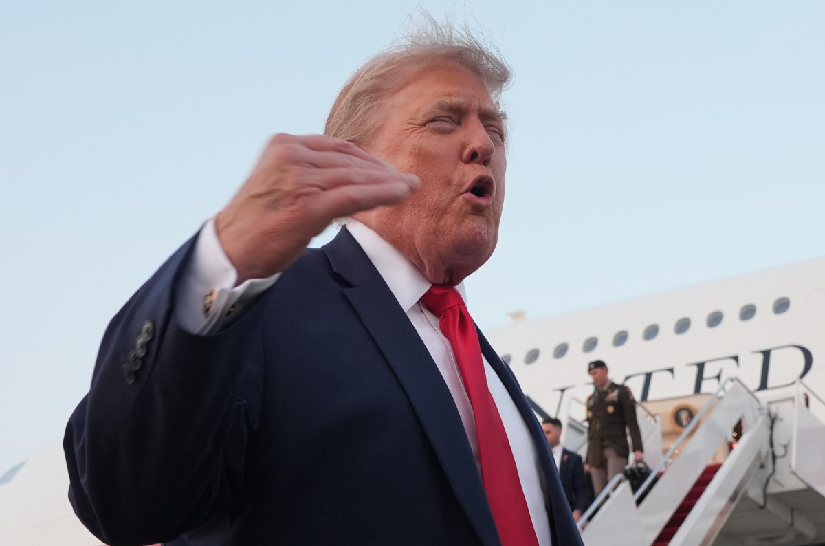 Trump retiraría temporalmente nominación de Todd Blanche, quien podría seguir siendo fiscal general