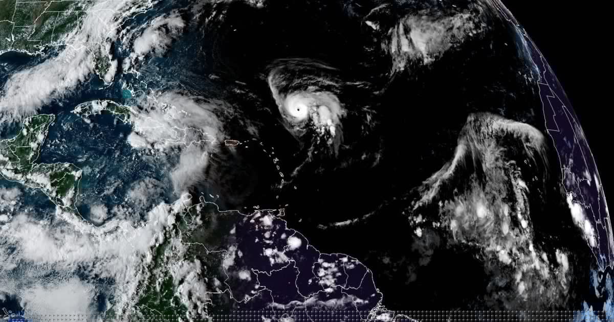 Doble amenaza en el Atlántico: ‘Humberto’ ya es huracán categoría 4 y otro ciclón apunta a costa de EU