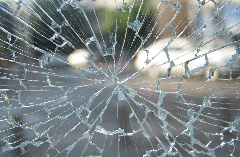 U sudaru kod Mladenovca poginula jedna osoba, četvoro povređeno