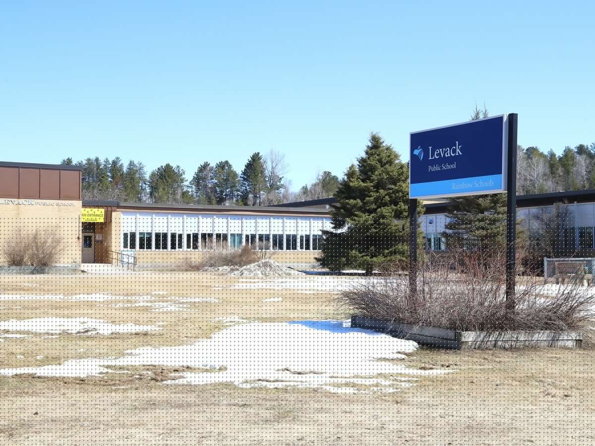Some parents pushing to share Levack PS with another school board – Take our poll