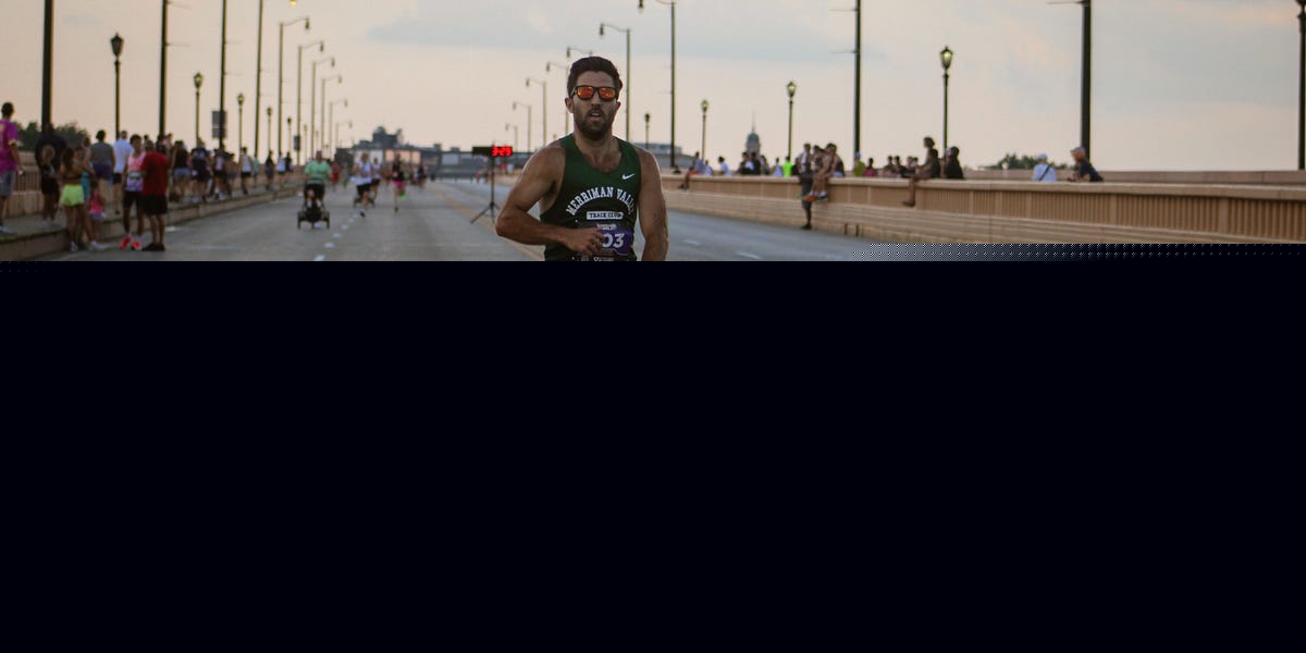 This Dad Ran a 4:17 Stroller Mile With His Daughter—and Set an Unofficial World Record