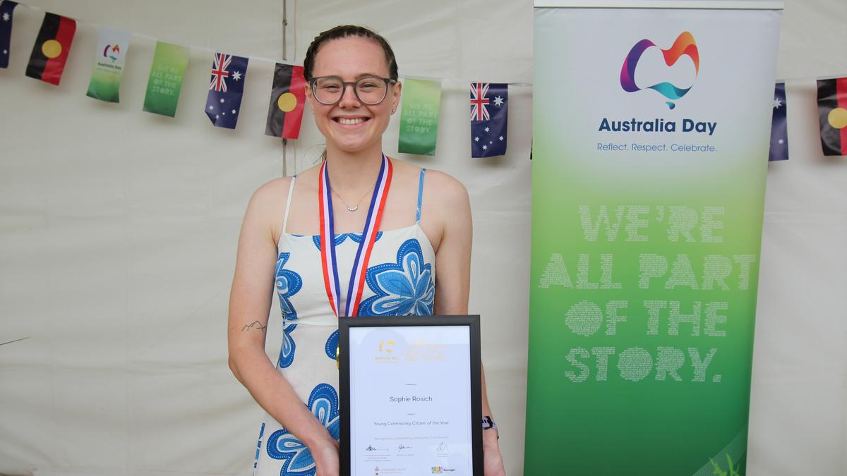 Young go-getter Sophie Rosich accepts Narrogin’s young citizen of the year award for her dedication to UGSHA