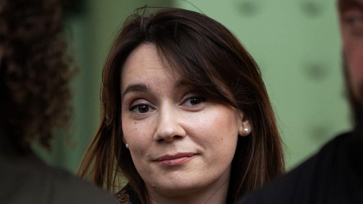 Guerre en Ukraine : Xenia Fedorova, la chroniqueuse de CNews, expulsée de France ? Accusée d'être une porte-parole du Kremlin, elle est visée par un arrêté d'expulsion
