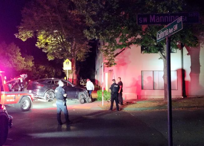 Another crash: Driver hits building, flees with passengers