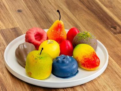 Everyone Is Tripping Over Cape Town Baker’s Version Of Viral Fruit-Shaped Treats
