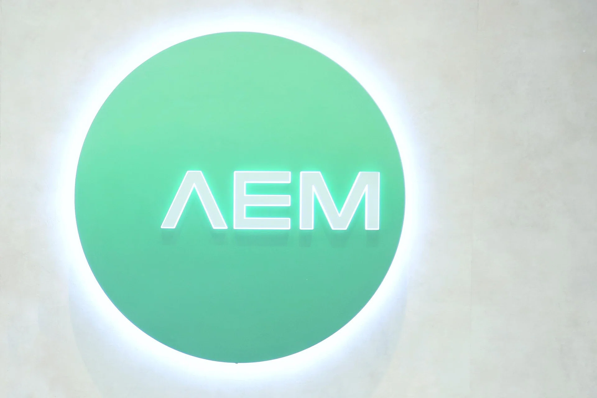 AEM’s H1 net profit rises 10 times to S$30.8 million on stronger AI chip demand
