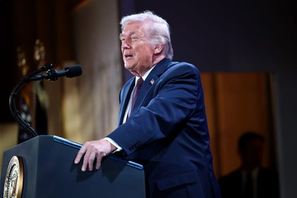 Trump confirms talks with Iran while US expands military presence