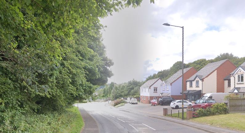 Pensioner pushed to ground and robbed in Cofton Hackett