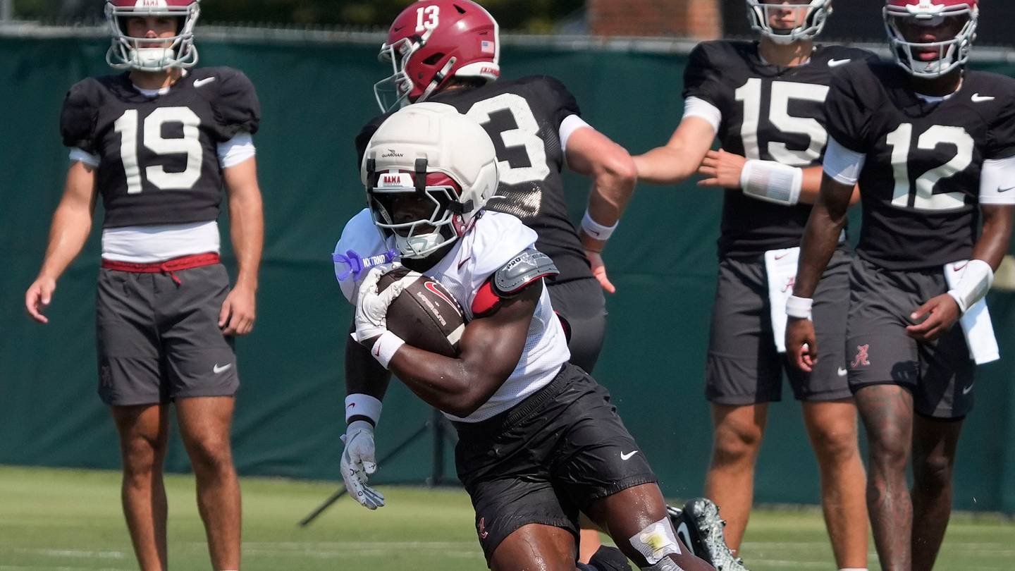 'EJ Crowell, for sure,' Alabama sophomore DL expects big things from star freshman RB