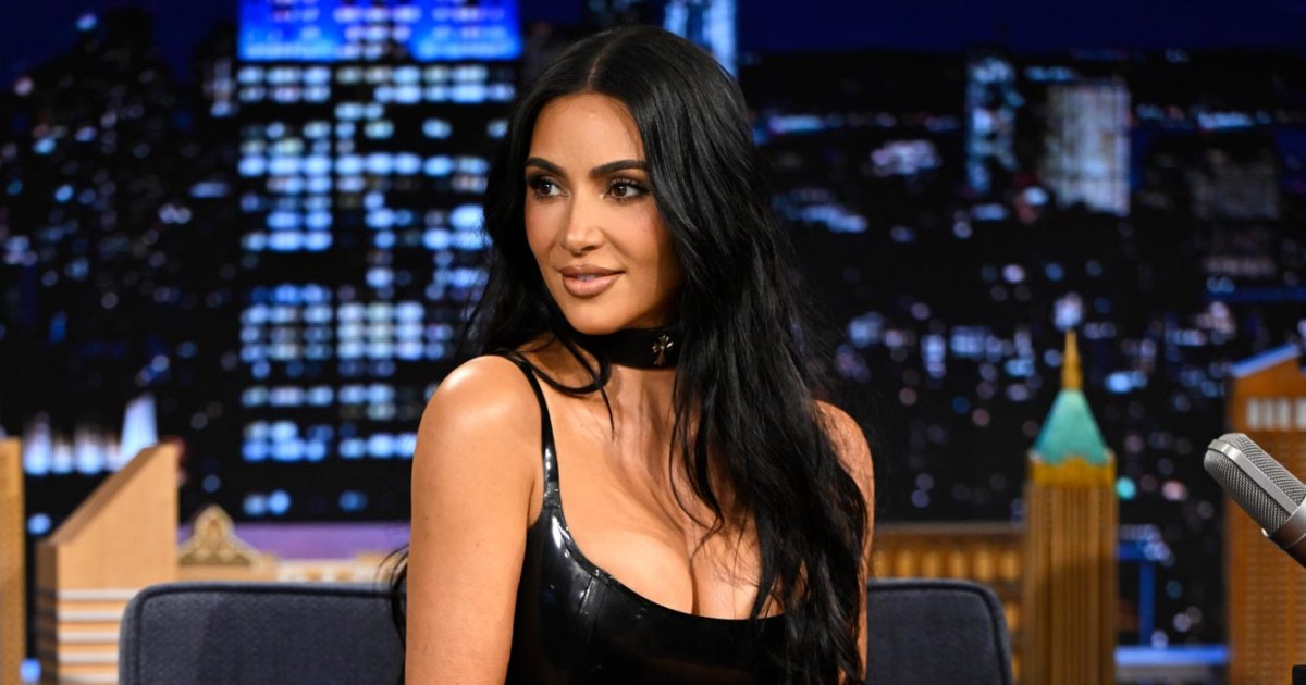 Kim Kardashian Says Someone 'Put a Hit Out' on Her in 'Kardashians' Trailer
