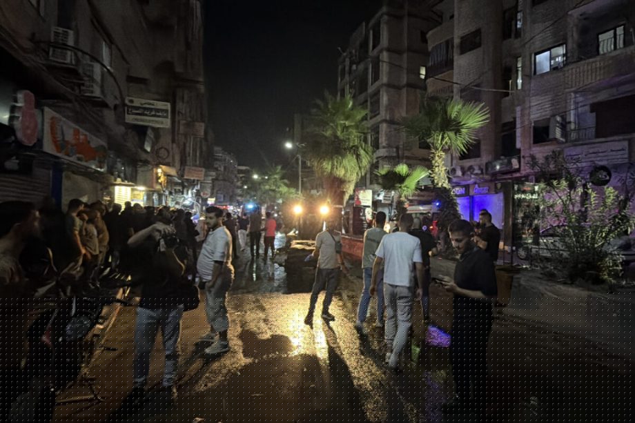 Bomb explosion aboard passenger minibus kills, injures several near Damascus: Report