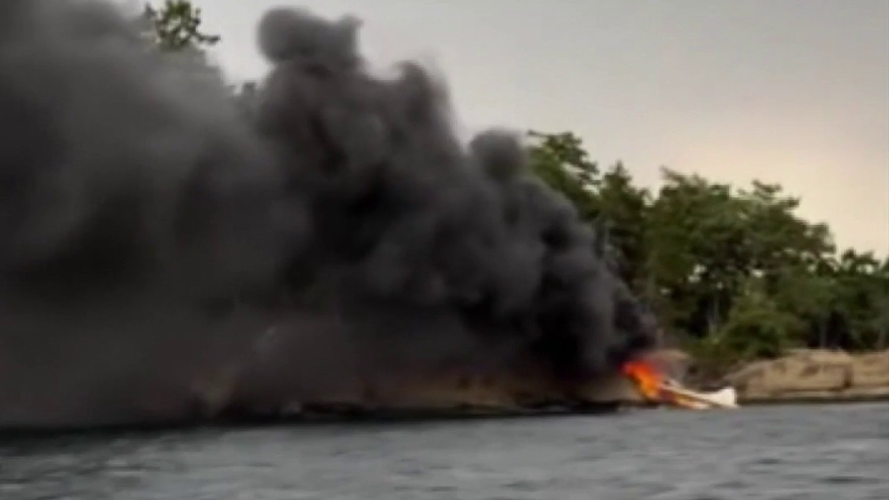 Passengers of downed seaplane rescued | West Coast Wrap
