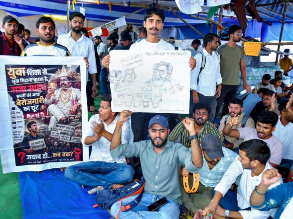 India News | Jharkhand Protest: 3 JPSC Members Resign, Govt Announces CID-ED Probe; Aspirants Stick to CBI Demand Ahead of 'Vidhan Sabha Gherao' March