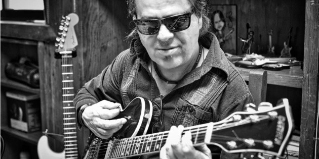 José Manuel Aguilera convierte la tinta en música