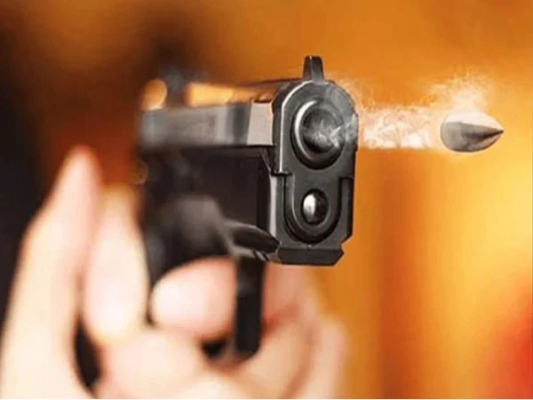 کراچی، بلدیہ قائم خانی کالونی میں پراسرار فائرنگ سے 15 سالہ لڑکا زخمی
