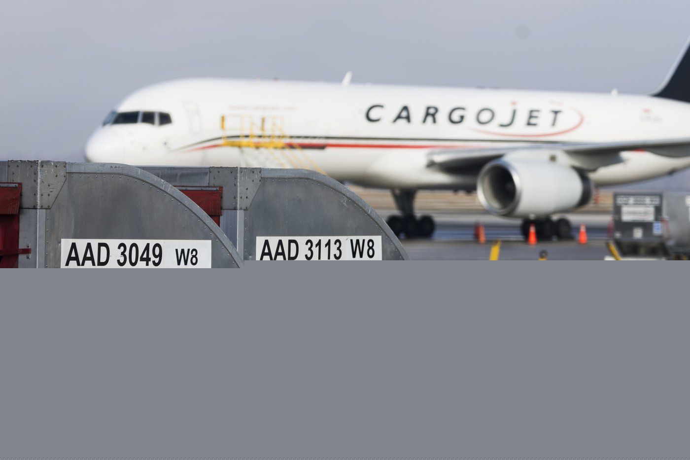 Cargojet pilots notch major wage hike, as company stresses productivity gains